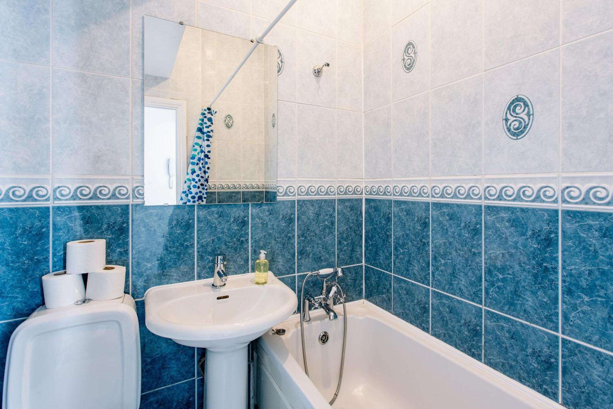 Apartments Are Located In The Heart Of Shoreditch London Exterior photo