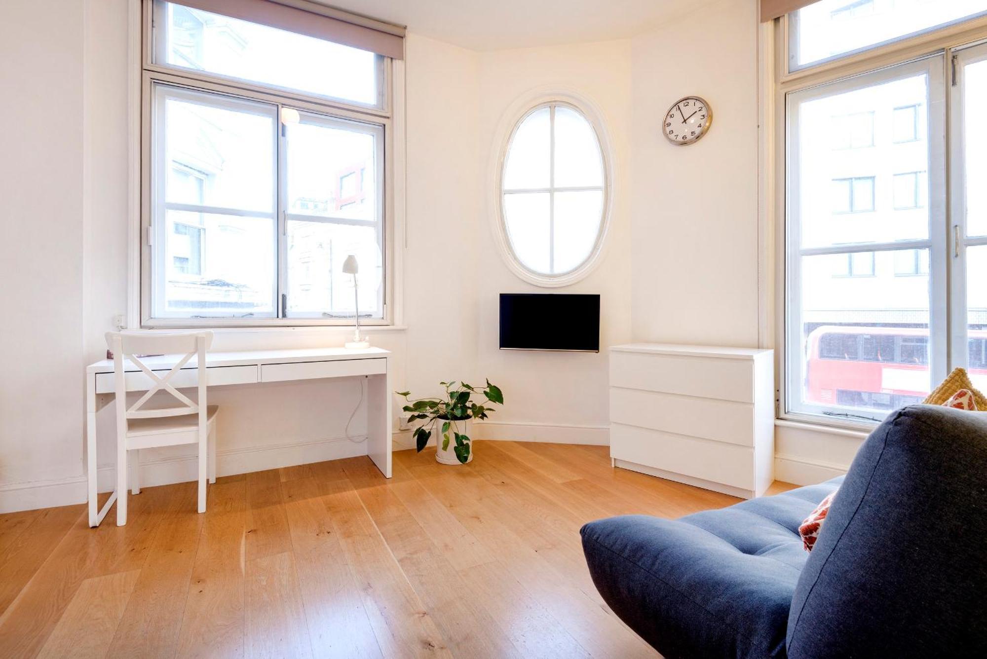 Apartments Are Located In The Heart Of Shoreditch London Exterior photo